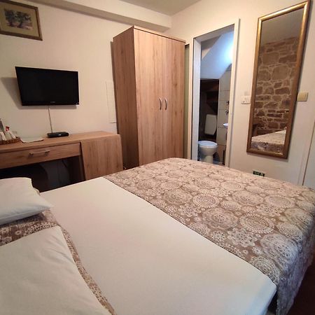 Guesthouse Mirula Split Exterior photo