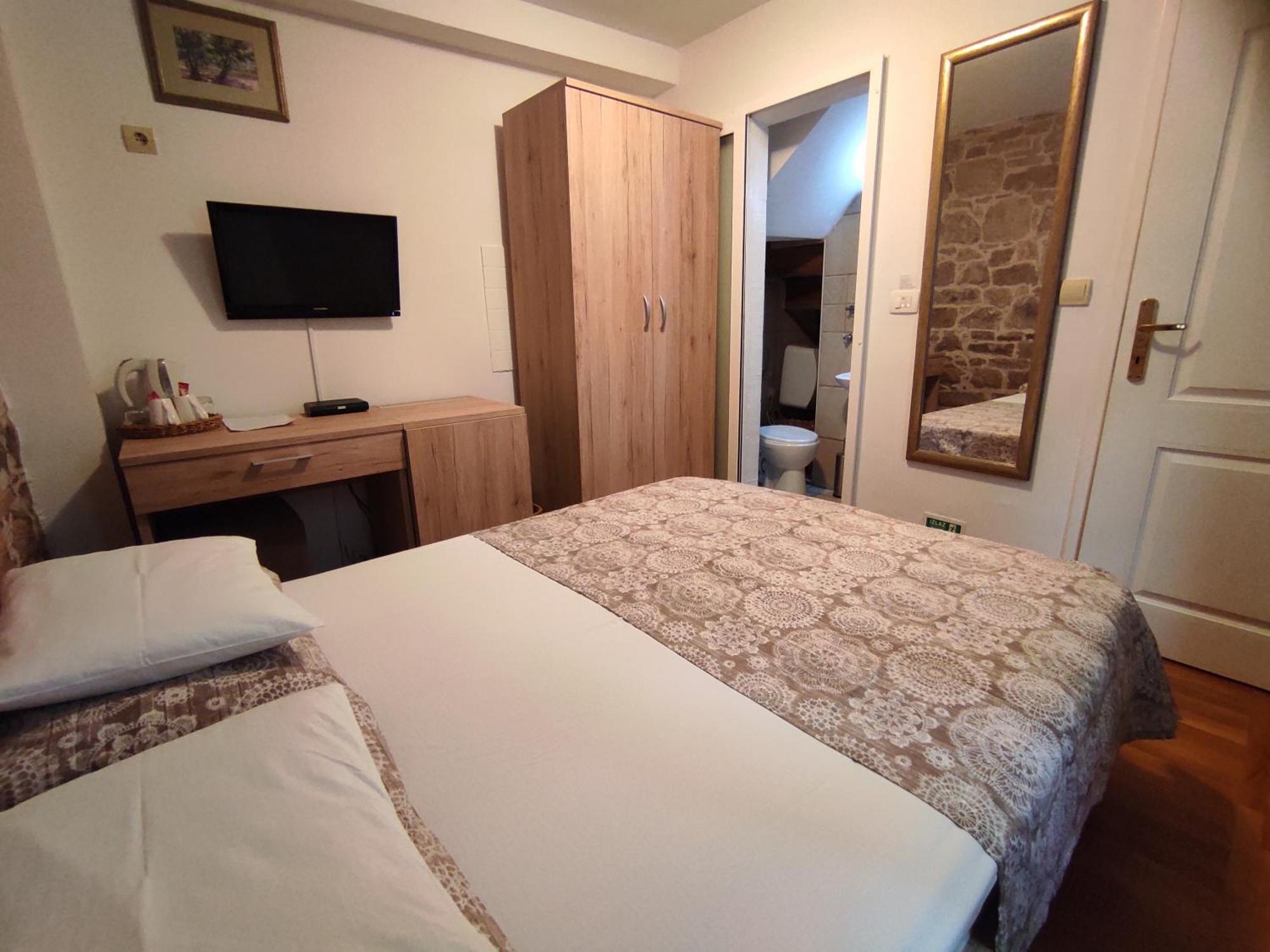 Guesthouse Mirula Split Exterior photo